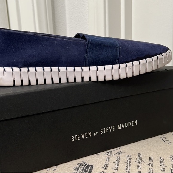 Steven by Steve Madden sneaker with rubber sole, nearly new condition. - Picture 7 of 10